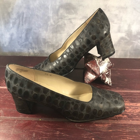 Etienne Aigner Leather Crocodile Print Brown/Grey Block Heels Size 9.5 - Picture 2 of 11